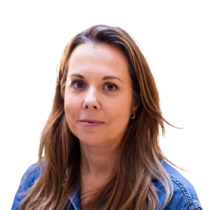 Rebecca Lauder headshot